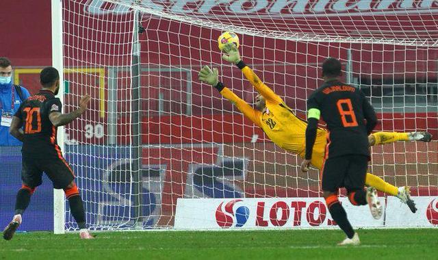 28圈-莱万多夫斯基遭遇十五连败，日本队教练面临压力！的简单介绍